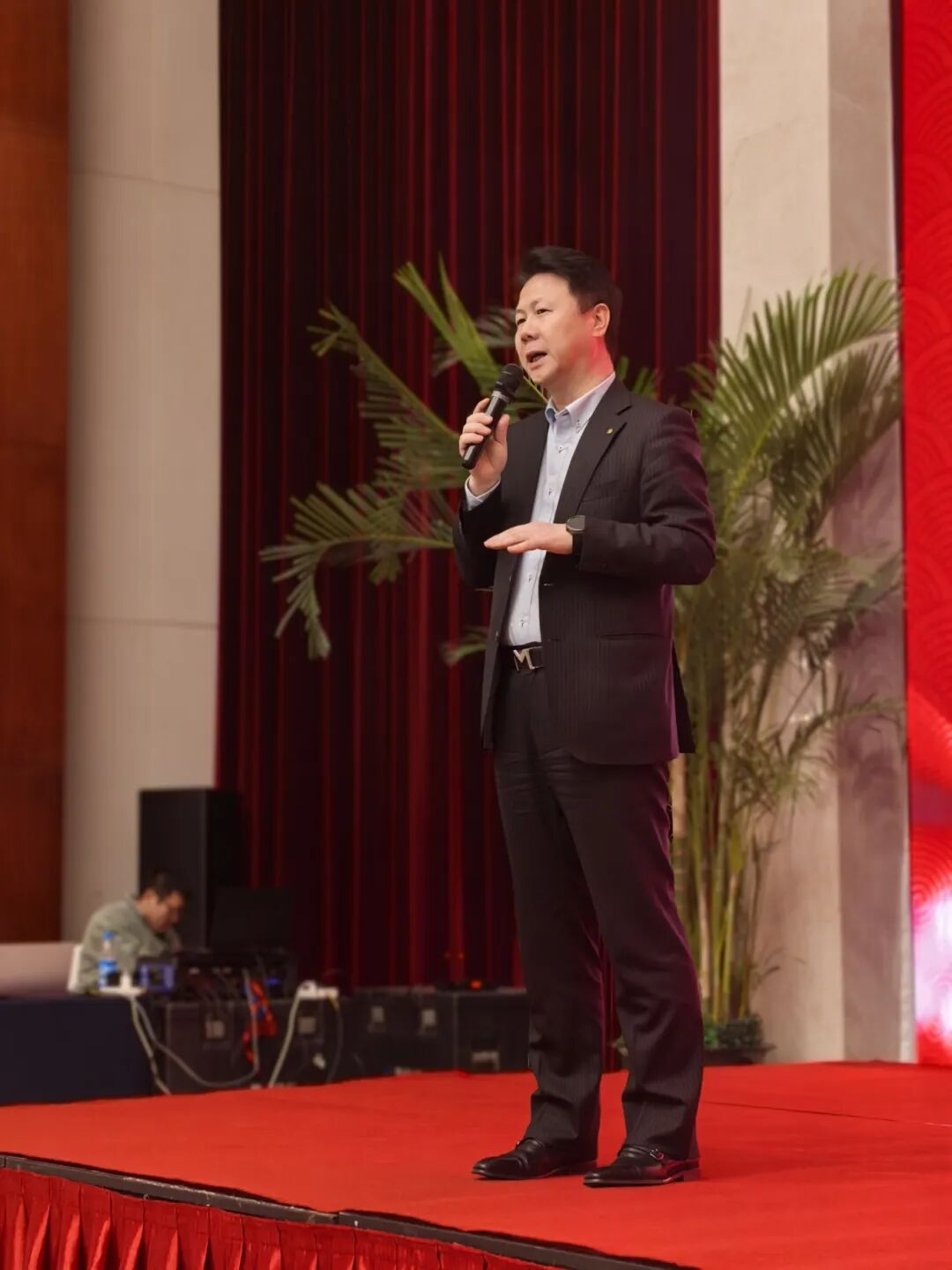 1763636295844537.jpg 3.jpg